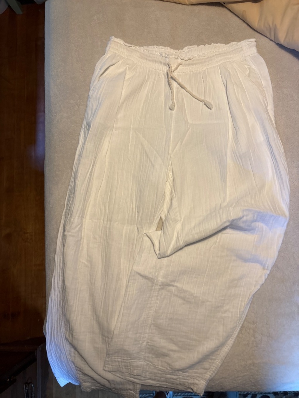 Pants - Picture 4 of 4